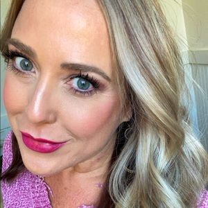 Meet your Posher, Malia